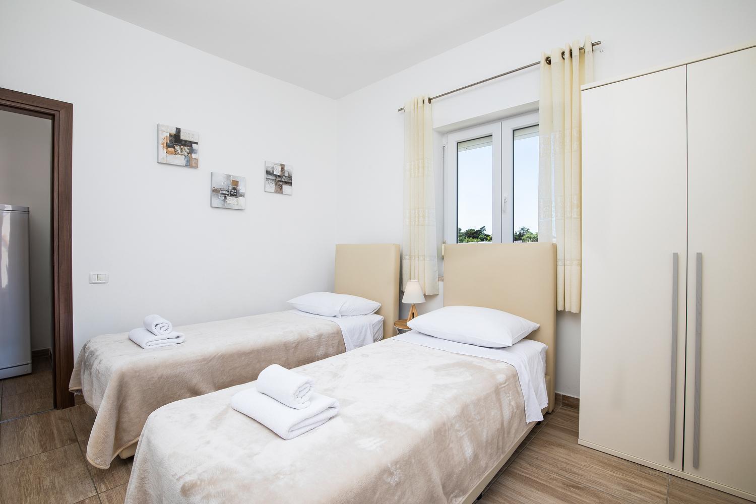 Nina Apartament *
